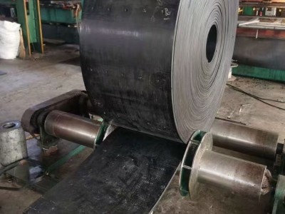 提升机钢丝绳提升带 打孔输煤机皮带 炜泰橡胶图3