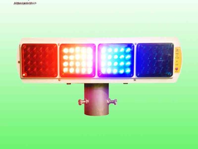 曲靖一体式太阳能爆闪灯 红蓝爆闪警示灯包邮图2