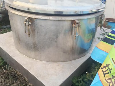 二手离心机 污泥脱水机多少一台 卧螺离心机价格图3