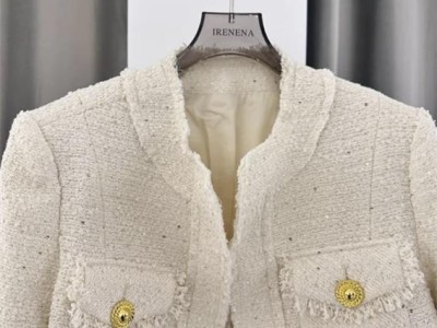 温碧霞自创IRENENA服装名媛风法式上衣图3