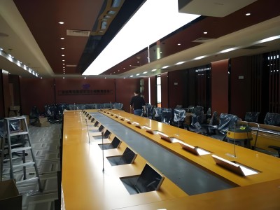 办公会议桌带同步话筒升降屏桌面式液晶屏无纸化办公会议系统图5